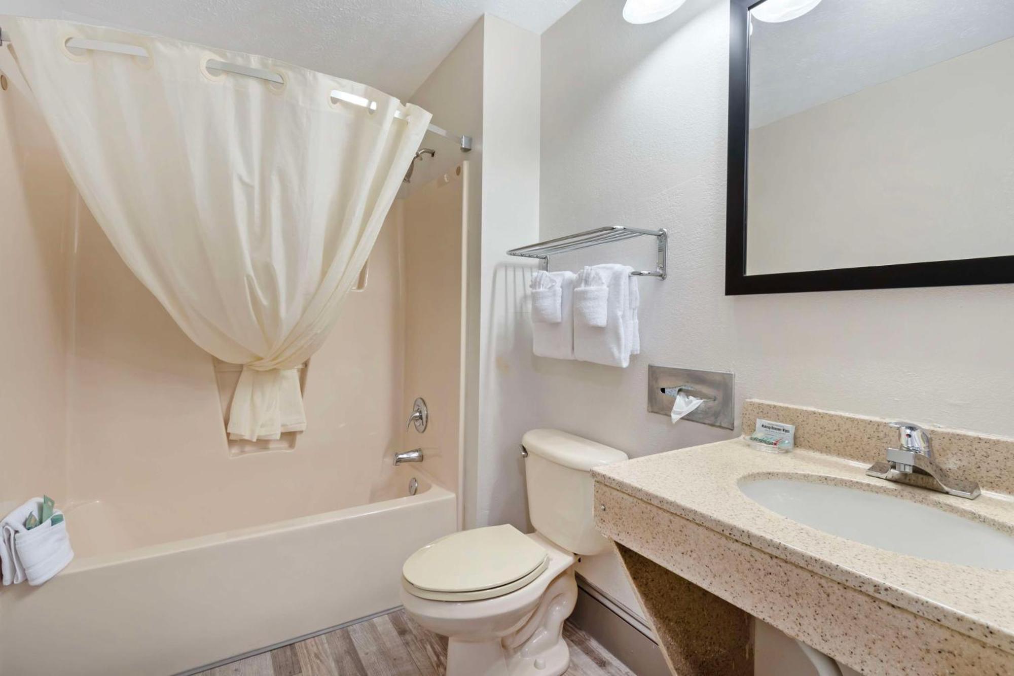 Best Western Magnolia Inn And Suites Ladson Eksteriør billede